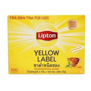 Lipton Yellow Label International Blend Tea Bags (ထိုင်းနိုင်ငံထုတ်ဖြစ်ပြီး အရည်အသွေးမြင့် ကမ္ဘာ့အဆင့်မီ လက်ဖက်ခြောက်ရွက်များကို စနစ်တကျ ရွေးချယ်ဖော်စပ်ထားကာ ခန္ဓာကိုယ်ကို လန်းဆန်းစေခြင်း၊ စိတ်ဖိစီးမှု လျော့ကျစေခြင်းနှင့် ဓာတ်တိုးဆန့်ကျင်ပစ္စည်းများ ပါဝင်ခြင်း စသည့်အကျိုးကျေးဇူးများကို ပေးစွမ်းနိုင်သော အရသာနှင့် အနံ့ပြည့်စုံသည့် ၂ ဂရမ် အထုပ် 100 ပါဝင်သော (200g) ဝင် ပရီမီယံ တီးဘက်အနက်ရောင်လက်ဖက်ရည်ကြမ်း) - "ပင်ပန်းသမျှတွေကို စက္ကန့်ပိုင်းအတွင်း ပြေပျောက်ပြီး စိတ်ကြည်လင်လန်းဆန်းသွားစေမယ့် ကမ္ဘာကျော် ထိုင်းထုတ် Lipton Yellow Label Black Tea အထုပ် ၁၀၀ ပါ ဗူးကြီး"