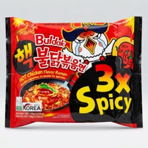 Samyang Buldak Hot Chicken Flavor Ramen 3x Spicy (သာမန် Samyang ခေါက်ဆွဲထက် ၃ ဆ ပိုမိုစပ်ဟပ်သော ကိုရီးယားစတိုင် ကြက်သားအရသာ ခေါက်ဆွဲခြောက်ထုပ်၊ အစပ်လွန်ကဲမှုကို စိန်ခေါ်ချင်သူများအတွက် အထူးသင့်လျော်သည်၊ ပမာဏ ၁၄၀ ဂရမ် (140g) ပါဝင်သည်၊ ကိုရီးယားနိုင်ငံထုတ် နာမည်ကြီး Samyang အမှတ်တံဆိပ်၊ Halal အသိအမှတ်ပြု)